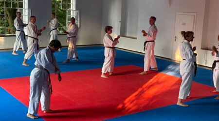 Karate Verein Köln Nippes – Kampfsport – Selbstverteidigung – Fitness – Kampfkunst 482 Ju Kengo e.V. - Karate in Köln - Kampfsport seit 1982 Karate Verein Köln Nippes – Kampfsport – Selbstverteidigung – Fitness – Kampfkunst