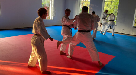 Karate Verein Köln Nippes – Kampfsport – Selbstverteidigung – Fitness – Kampfkunst 485 Ju Kengo e.V. - Karate in Köln - Kampfsport seit 1982 Karate Verein Köln Nippes – Kampfsport – Selbstverteidigung – Fitness – Kampfkunst