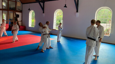 Karate Verein Köln Nippes – Kampfsport – Selbstverteidigung – Fitness – Kampfkunst 492 Ju Kengo e.V. - Karate in Köln - Kampfsport seit 1982 Karate Verein Köln Nippes – Kampfsport – Selbstverteidigung – Fitness – Kampfkunst