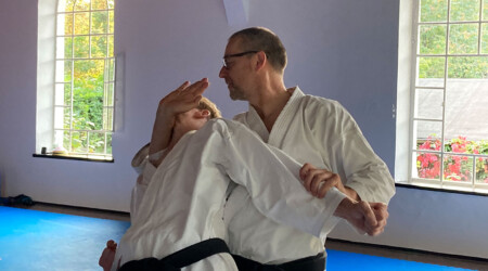 Karate Verein Köln Nippes – Kampfsport – Selbstverteidigung – Fitness – Kampfkunst 488 Ju Kengo e.V. - Karate in Köln - Kampfsport seit 1982 Karate Verein Köln Nippes – Kampfsport – Selbstverteidigung – Fitness – Kampfkunst