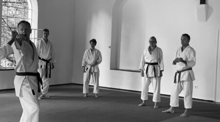 Karate Verein Köln Nippes – Kampfsport – Selbstverteidigung – Fitness – Kampfkunst 441 Ju Kengo e.V. - Karate in Köln - Kampfsport seit 1982 Karate Verein Köln Nippes – Kampfsport – Selbstverteidigung – Fitness – Kampfkunst