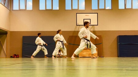 Karate Verein Köln Nippes – Kampfsport – Selbstverteidigung – Fitness – Kampfkunst 577 Ju Kengo e.V. - Karate in Köln - Kampfsport seit 1982 Karate Verein Köln Nippes – Kampfsport – Selbstverteidigung – Fitness – Kampfkunst