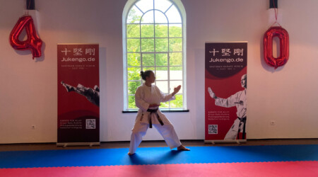 Karate Verein Köln Nippes – Kampfsport – Selbstverteidigung – Fitness – Kampfkunst 574 Ju Kengo e.V. - Karate in Köln - Kampfsport seit 1982 Karate Verein Köln Nippes – Kampfsport – Selbstverteidigung – Fitness – Kampfkunst