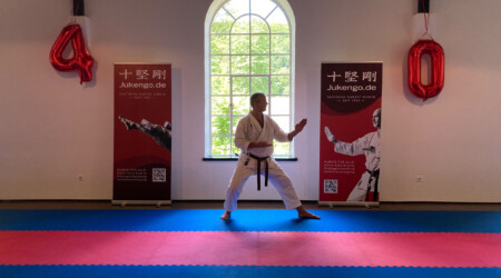 Karate Verein Köln Nippes – Kampfsport – Selbstverteidigung – Fitness – Kampfkunst 300 Ju Kengo e.V. - Karate in Köln - Kampfsport seit 1982 Karate Verein Köln Nippes – Kampfsport – Selbstverteidigung – Fitness – Kampfkunst