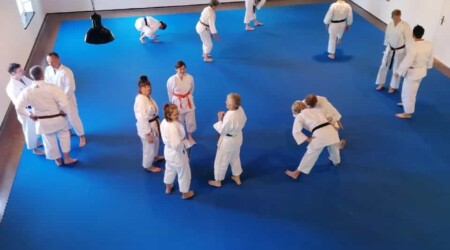 Karate Verein Köln Nippes – Kampfsport – Selbstverteidigung – Fitness – Kampfkunst 236 Ju Kengo e.V. - Karate in Köln - Kampfsport seit 1982 Karate Verein Köln Nippes – Kampfsport – Selbstverteidigung – Fitness – Kampfkunst