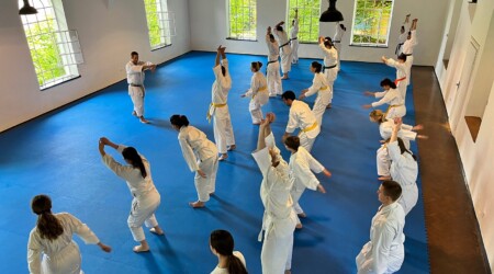 Karate Verein Köln Nippes – Kampfsport – Selbstverteidigung – Fitness – Kampfkunst 152 Ju Kengo e.V. - Karate in Köln - Kampfsport seit 1982 Karate Verein Köln Nippes – Kampfsport – Selbstverteidigung – Fitness – Kampfkunst