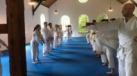 Karate Verein Köln Nippes – Kampfsport – Selbstverteidigung – Fitness – Kampfkunst 122 Ju Kengo e.V. - Karate in Köln - Kampfsport seit 1982 Karate Verein Köln Nippes – Kampfsport – Selbstverteidigung – Fitness – Kampfkunst