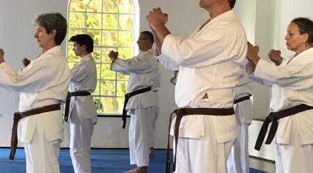 Karate Verein Köln Nippes – Kampfsport – Selbstverteidigung – Fitness – Kampfkunst 76 Ju Kengo e.V. - Karate in Köln - Kampfsport seit 1982 Karate Verein Köln Nippes – Kampfsport – Selbstverteidigung – Fitness – Kampfkunst