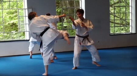 Karate Verein Köln Nippes – Kampfsport – Selbstverteidigung – Fitness – Kampfkunst 77 Ju Kengo e.V. - Karate in Köln - Kampfsport seit 1982 Karate Verein Köln Nippes – Kampfsport – Selbstverteidigung – Fitness – Kampfkunst