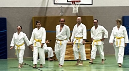 Karate Verein Köln Nippes – Kampfsport – Selbstverteidigung – Fitness – Kampfkunst 59 Ju Kengo e.V. - Karate in Köln - Kampfsport seit 1982 Karate Verein Köln Nippes – Kampfsport – Selbstverteidigung – Fitness – Kampfkunst