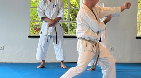 Karate Verein Köln Nippes – Kampfsport – Selbstverteidigung – Fitness – Kampfkunst 18 Ju Kengo e.V. - Karate in Köln - Kampfsport seit 1982 Karate Verein Köln Nippes – Kampfsport – Selbstverteidigung – Fitness – Kampfkunst