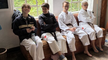Karate Verein Köln Nippes – Kampfsport – Selbstverteidigung – Fitness – Kampfkunst 9 Ju Kengo e.V. - Karate in Köln - Kampfsport seit 1982 Karate Verein Köln Nippes – Kampfsport – Selbstverteidigung – Fitness – Kampfkunst